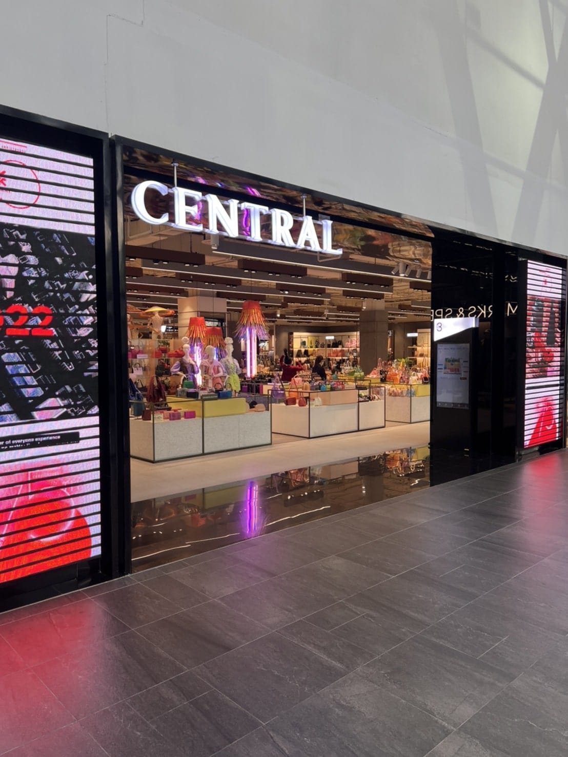 Central-World-Store-3-min