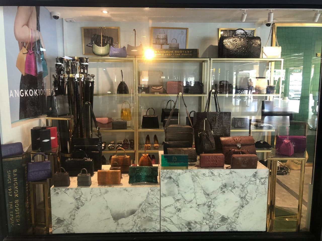 SAMUI INTERNATIONAL AIRPORT (2)